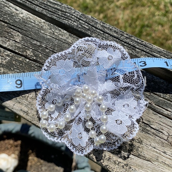 Lace and Pearls Pin - Picture 4 of 4